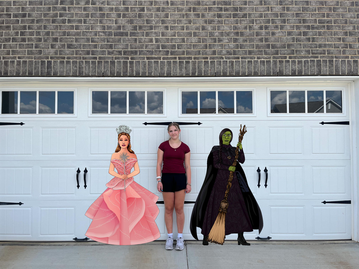 Emerald City Besties Elphaba & Glinda Life-Size Halloween Yard Cutouts 62" tall Rigid PVC