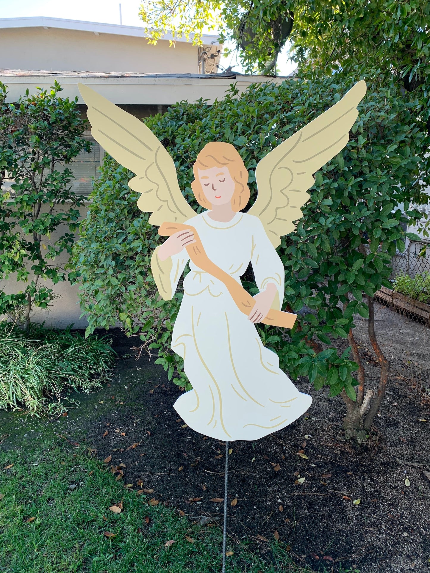 Nativity Scene Yard Art Lawn Decoration just in time for Christmas! Set includes Jesus, Mary, Joseph, Angel Gabriel and Animals!