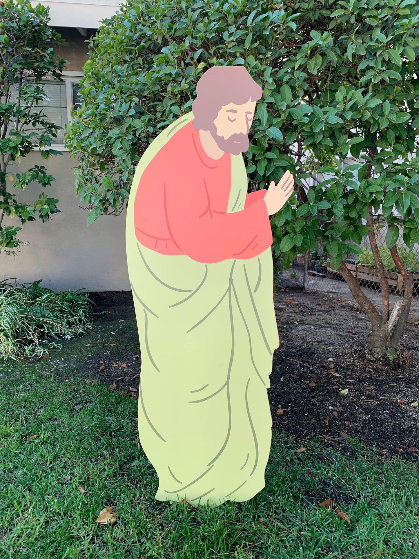 Nativity Scene Yard Art Lawn Decoration just in time for Christmas! Set includes Jesus, Mary, Joseph, Angel Gabriel and Animals!